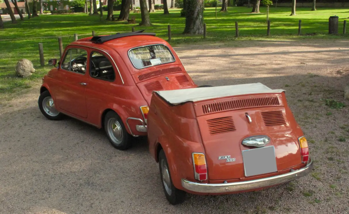 Fiat 500L de 1970 en vente aux enchères