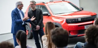 FIAT prépare un nouveau modèle urbain… et confie le projet à une nouvelle génération de designers Fiat fait appel aux jeunes designers pour penser son futur modèle urbain