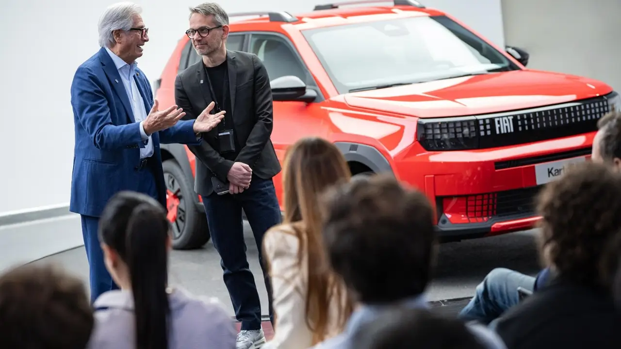Fiat fait appel aux jeunes designers pour penser son futur modèle urbain Fiat fait appel aux jeunes designers pour penser son futur modèle urbain
