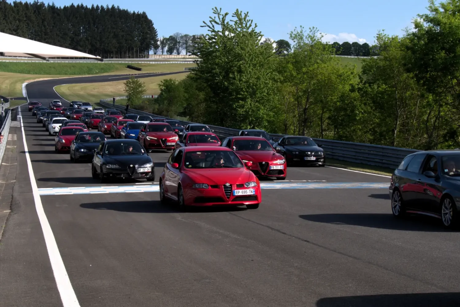 Rosso Festival 2026 - 200 Alfa Romeo réunies au Mas du Clos