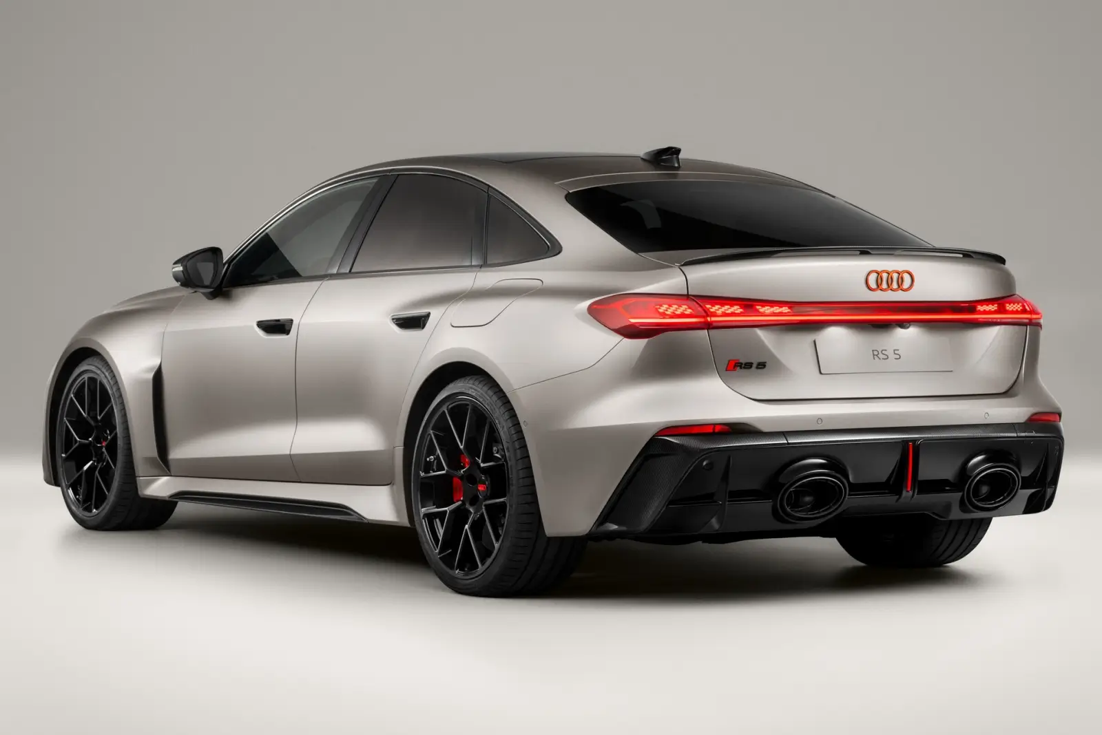 Audi RS 5 PHEV 2026