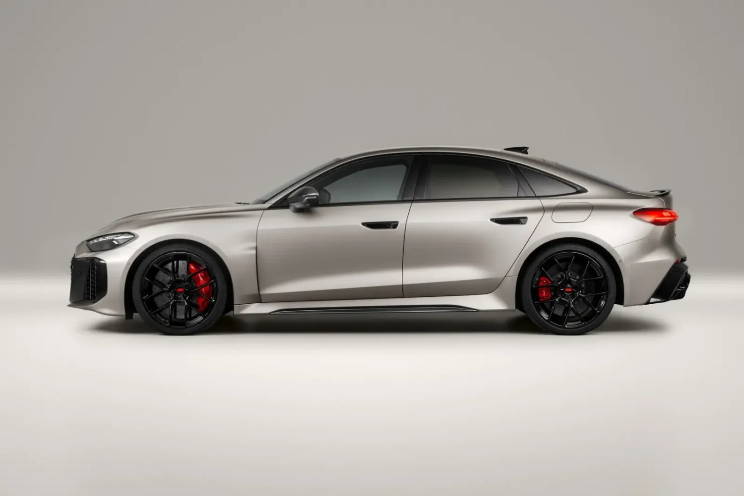Audi RS 5 PHEV 2026