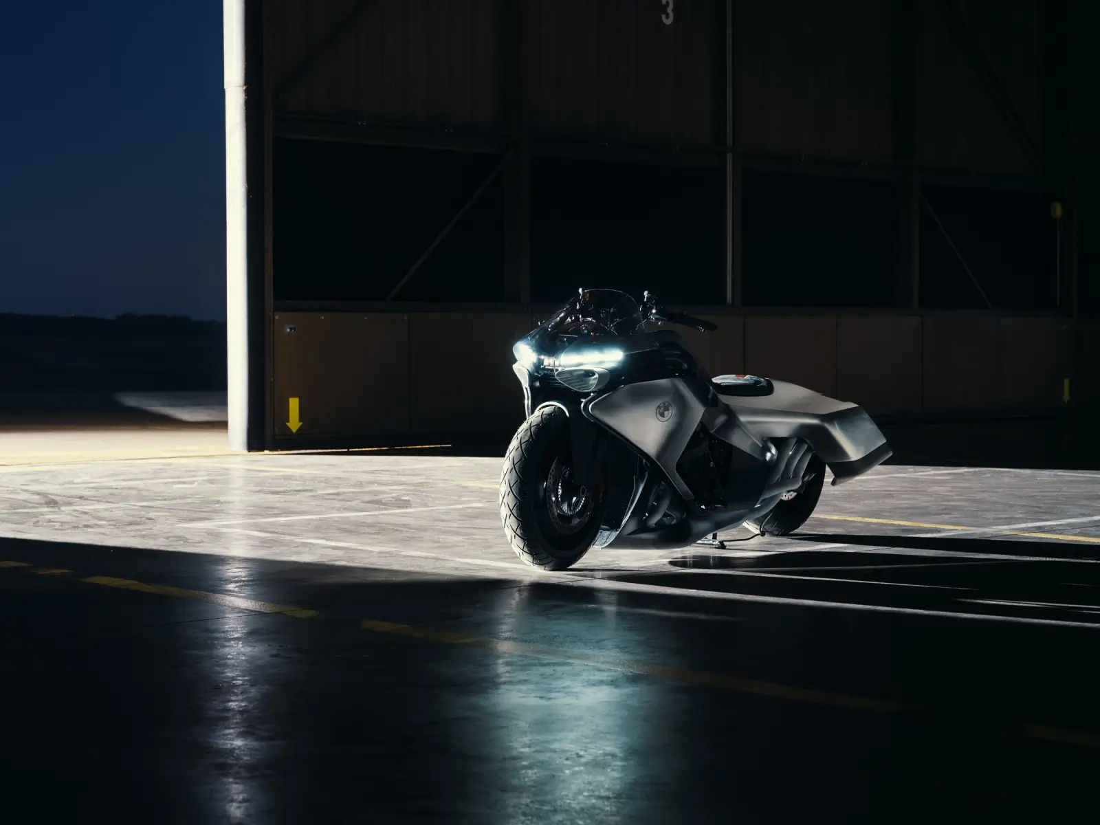 BMW Motorrad Vision K18