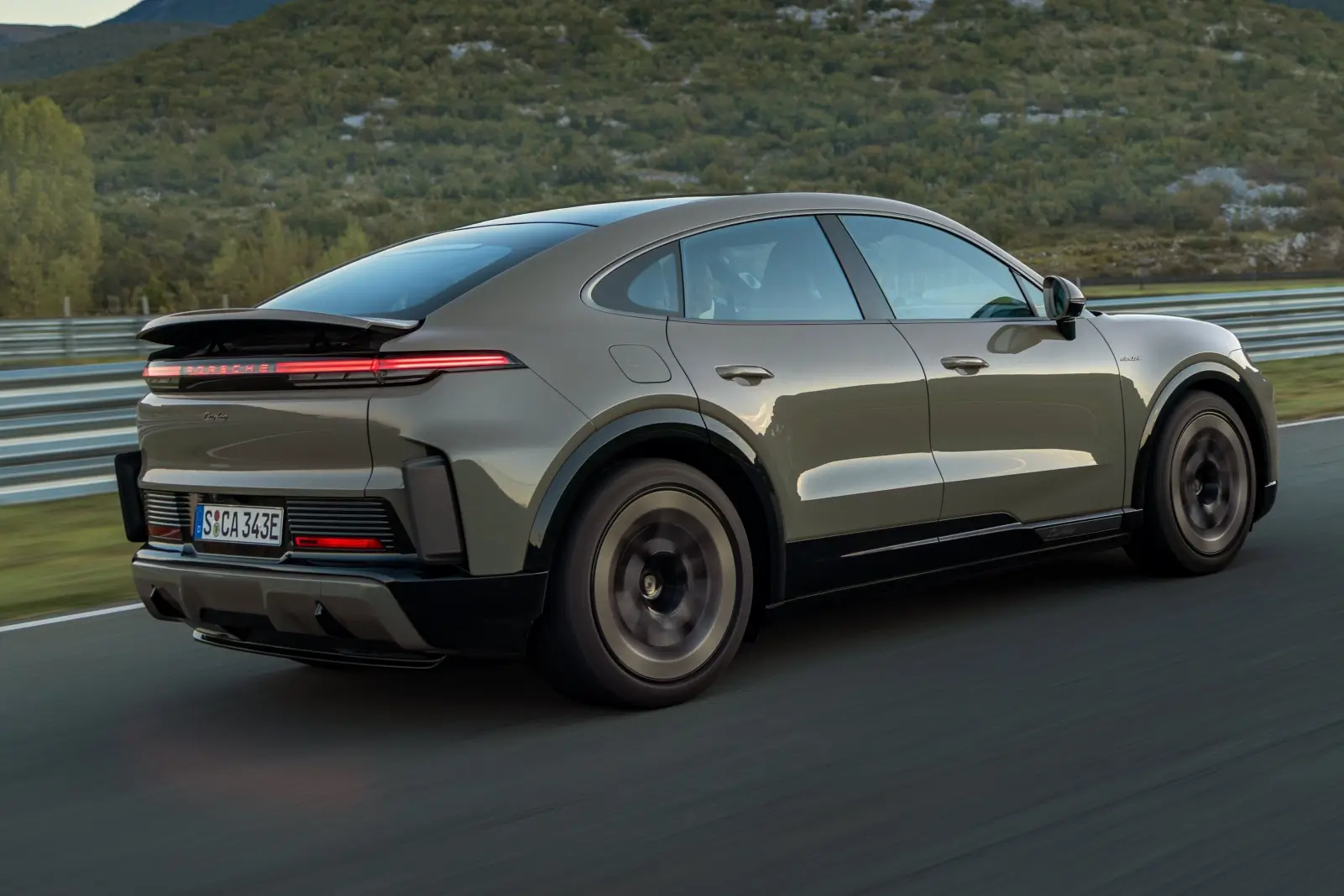 Porsche Cayenne Coupé Electrique