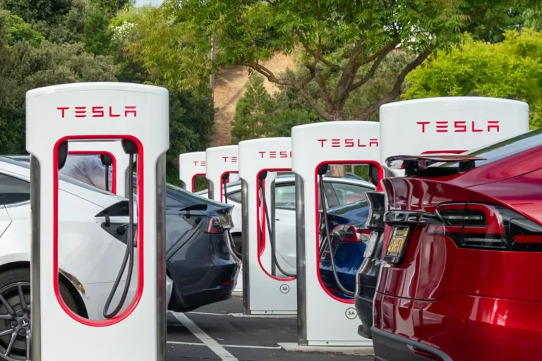 Tesla Supercharger en France