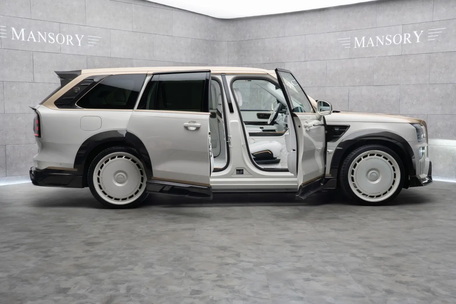 Zeekr 9X by MANSORY