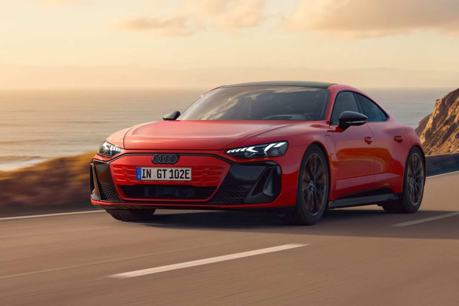 Audi e-tron GT : le piège de la batterie 12 volts qui peut bloquer l’accès au capot Audi e-tron GT