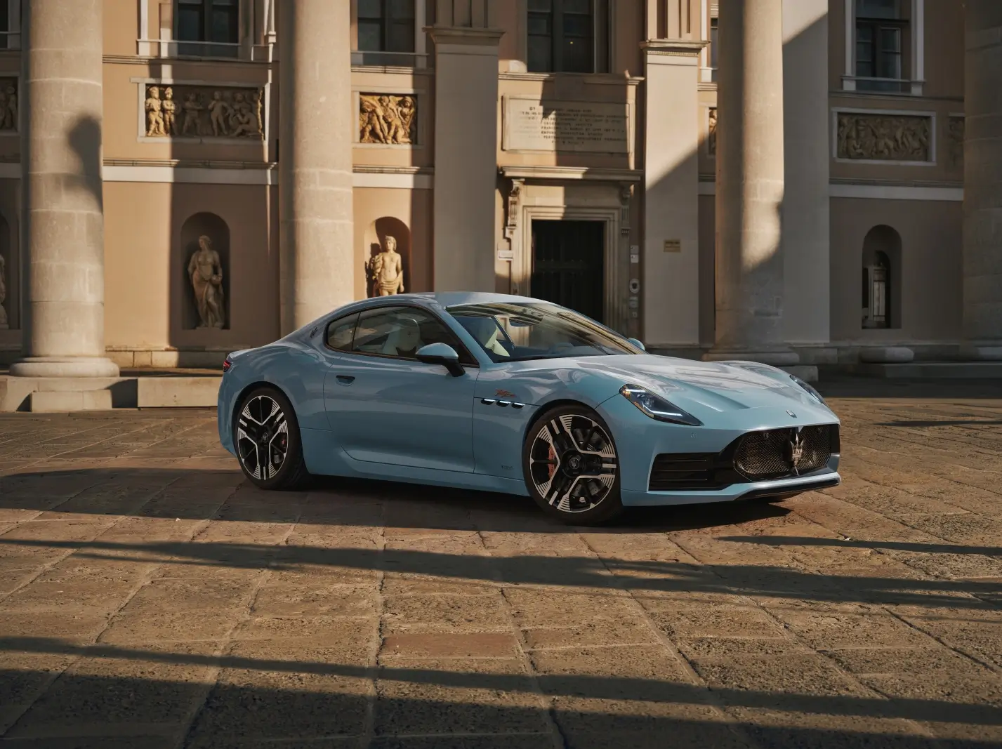MASERATI GRAN TURISMO FOLGORE