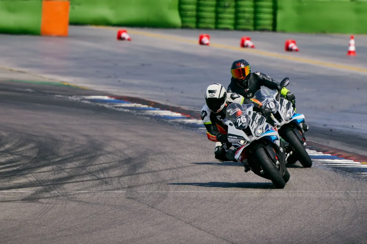 Stage moto sur circuit