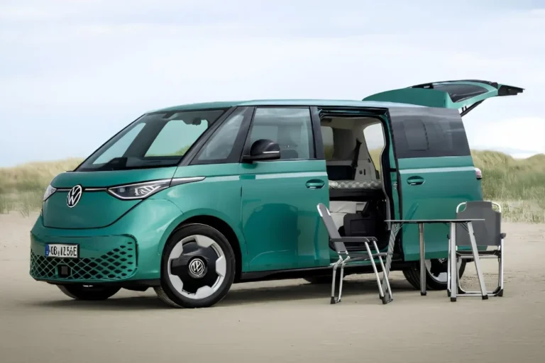 Volkswagen transforme son ID. Buzz en mini camping-car avec un pack à 2 600 € Volkswagen ID BUZZ camping-car