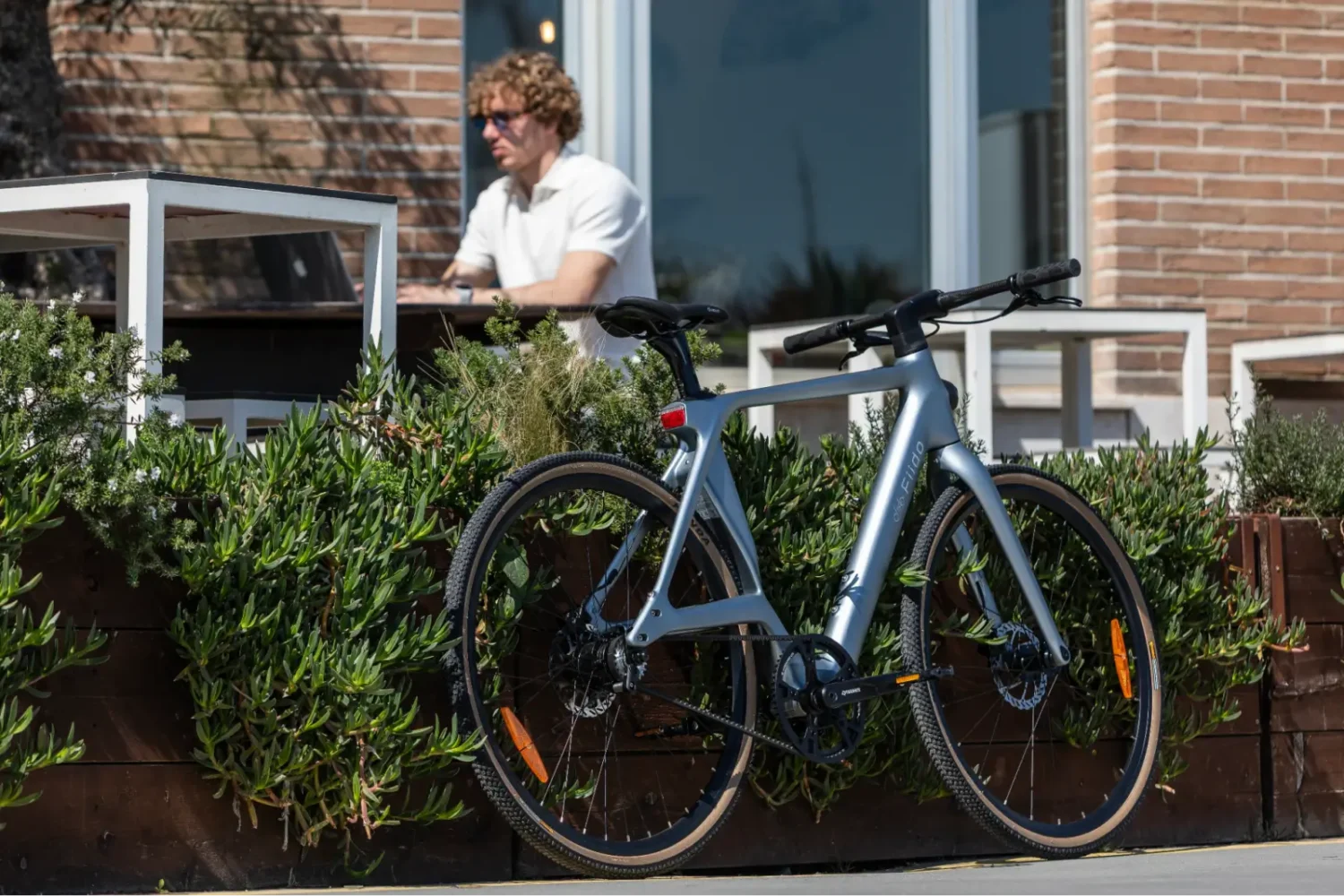 Le vélo électrique en carbone : la nouvelle frontière de la mobilité légère vélo électrique en carbone