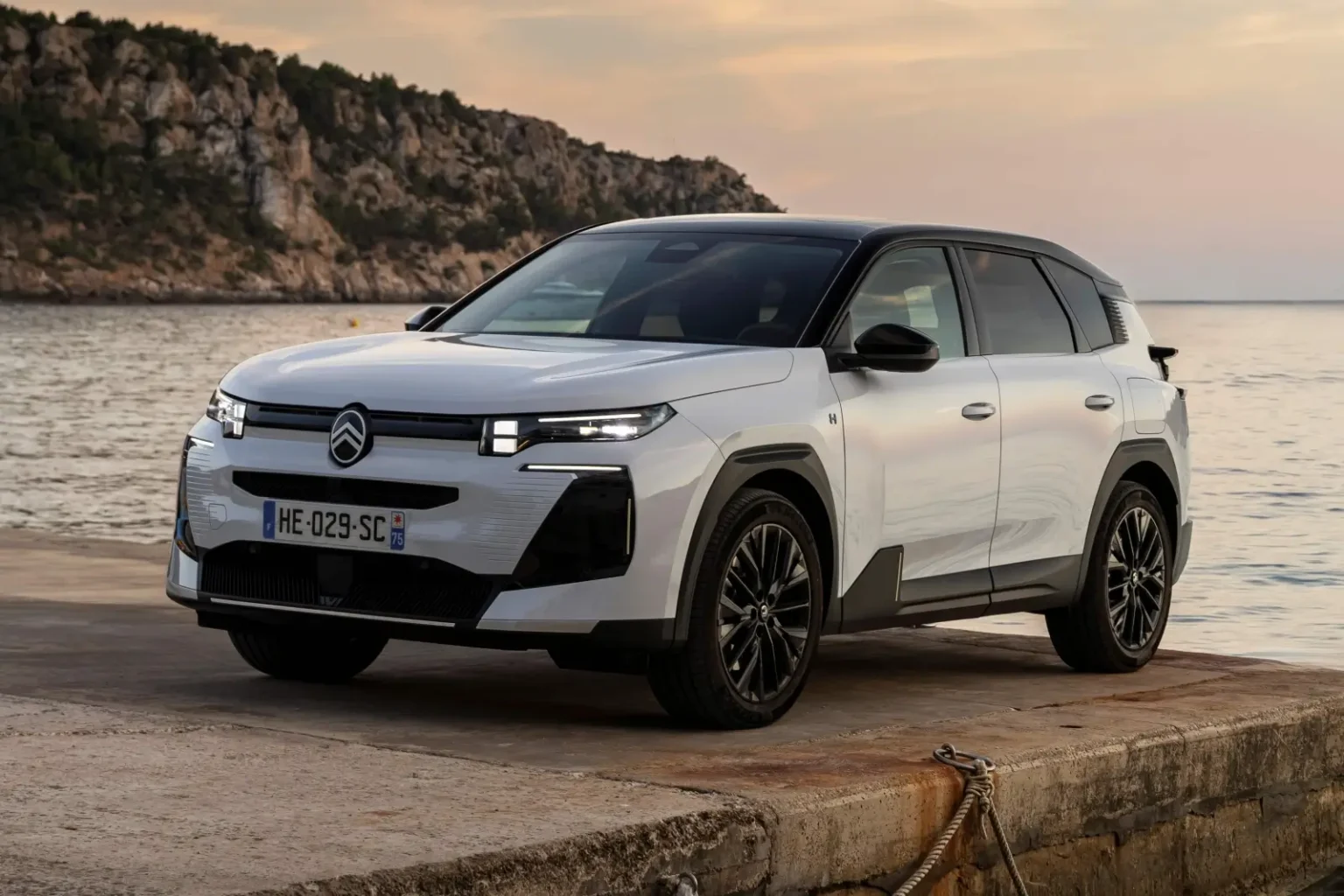 Citroën surprend : les commandes de voitures électriques ont presque doublé Citroen C5 Aircross