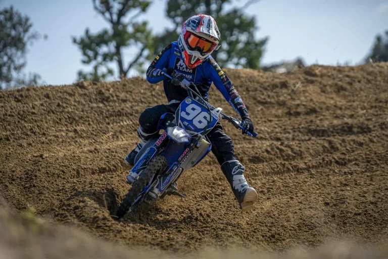 Comment bien choisir des bottes de motocross selon sa pratique ? Comment bien choisir des bottes de motocross selon sa pratique