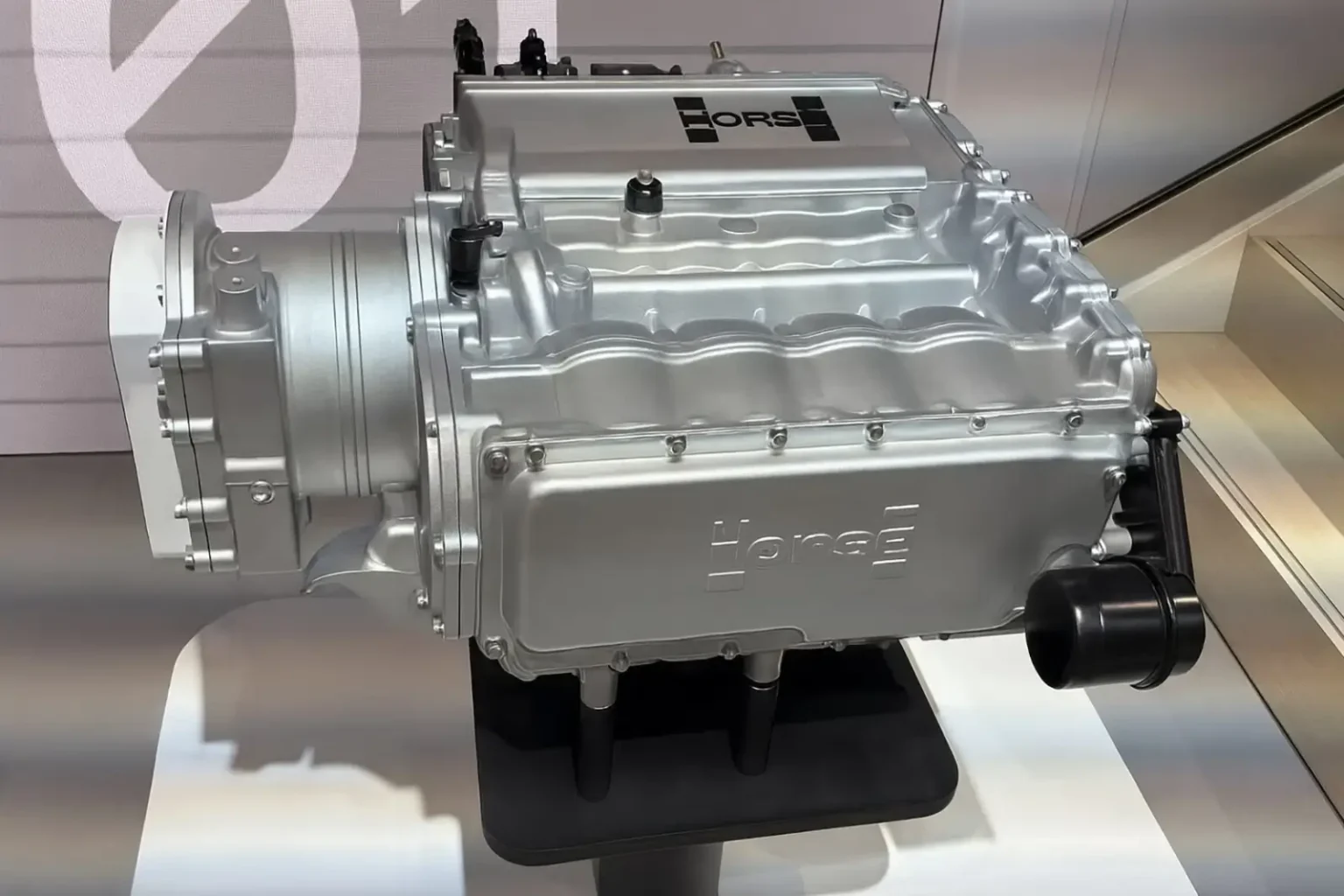 La coentreprise de Renault et Geely dévoile le D20, un prolongateur d’autonomie au méthanol à moteur à flux axial Horse Powertrain (Renault_Geely) dévoile le D20, un prolongateur d'autonomie au méthanol