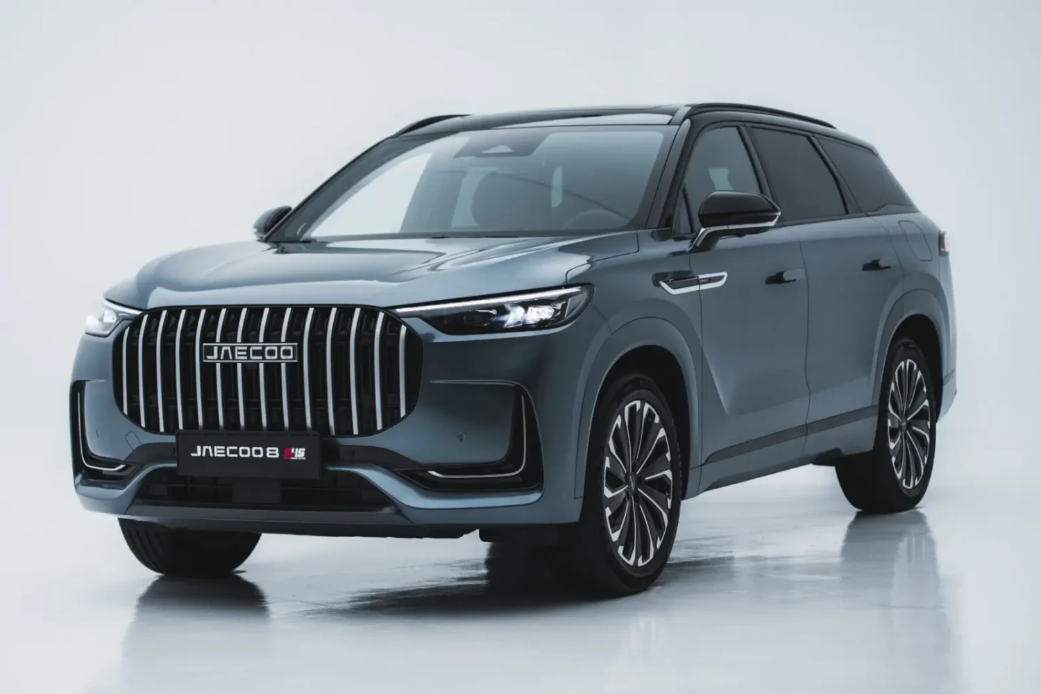 Jaecoo 8 : le nouveau SUV hybride rechargeable 428 ch qui vise l’Audi Q7 arrive en Europe cet automne JAECOO 8