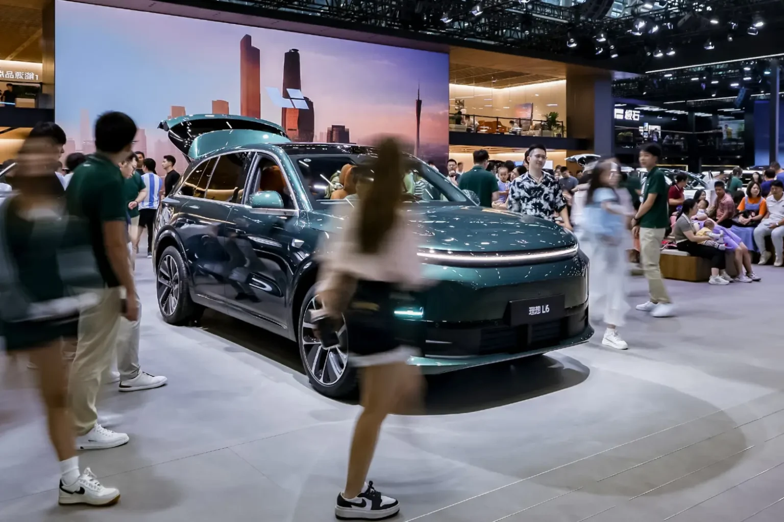 La Chine exporte plus d'un million de voitures en un mois