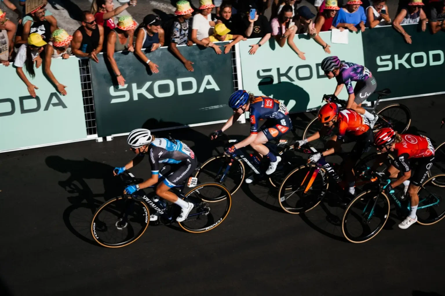 Skoda dévoile ses Peaq et Epiq sur le Tour de France Femmes, partenaire principal pour la cinquième année Skoda - Tour de France