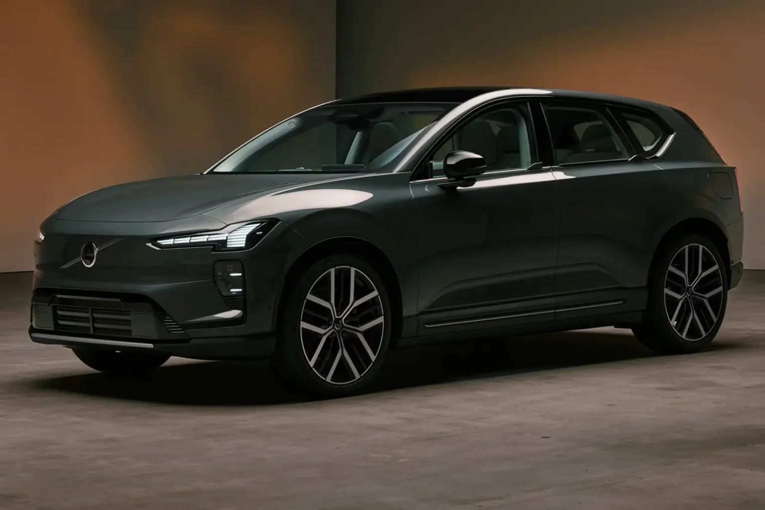 Volvo EX60