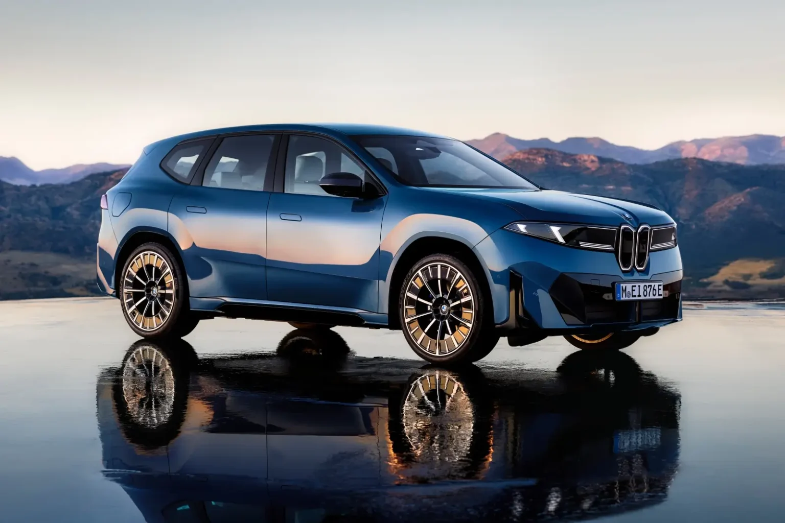 Un X3 commandé sur deux est désormais électrique, et BMW franchit les deux millions de véhicules à batterie BMW iX3