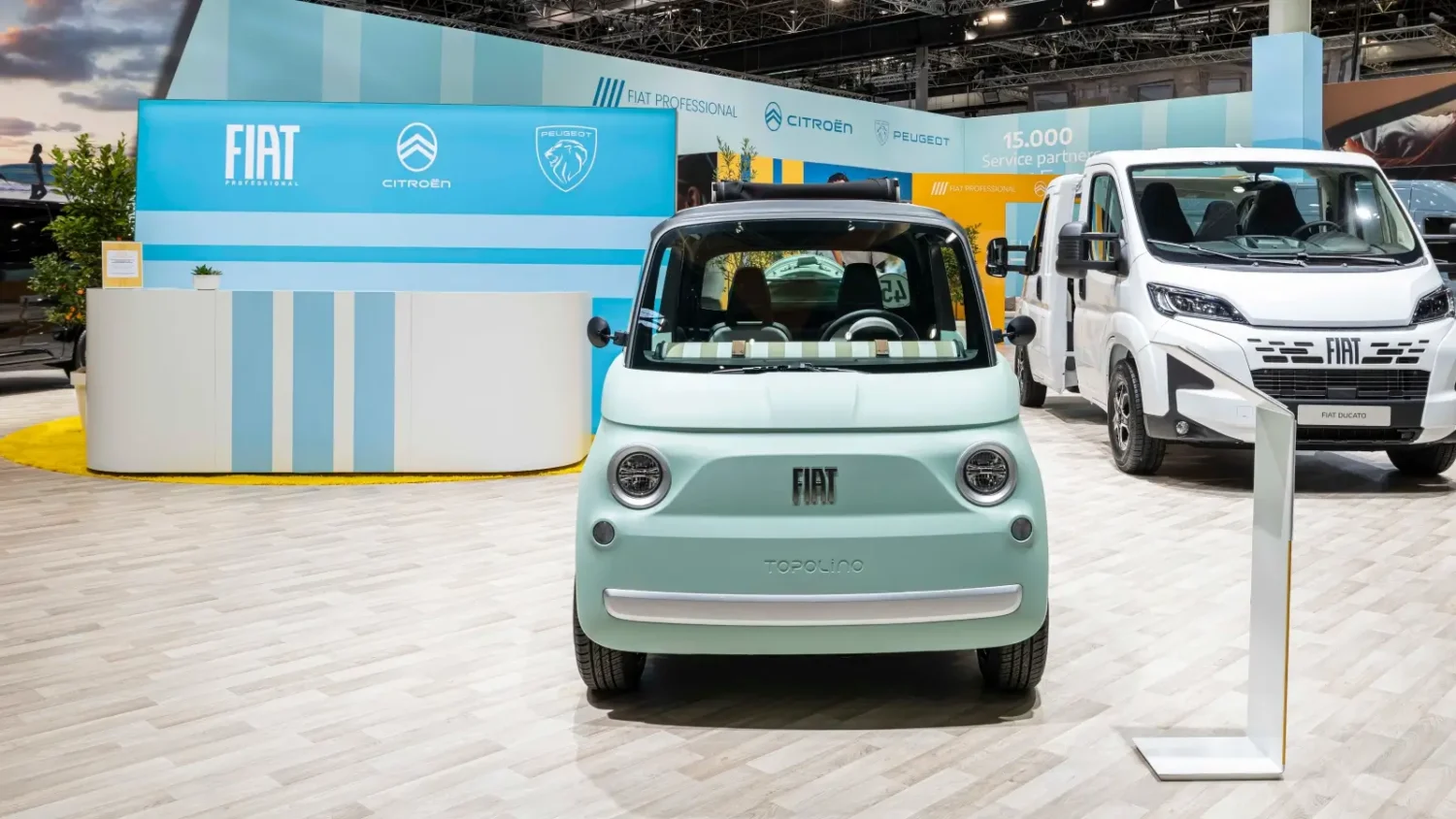 Citroën Ami Buggy et Fiat Topolino au Caravan Salon de Düsseldorf