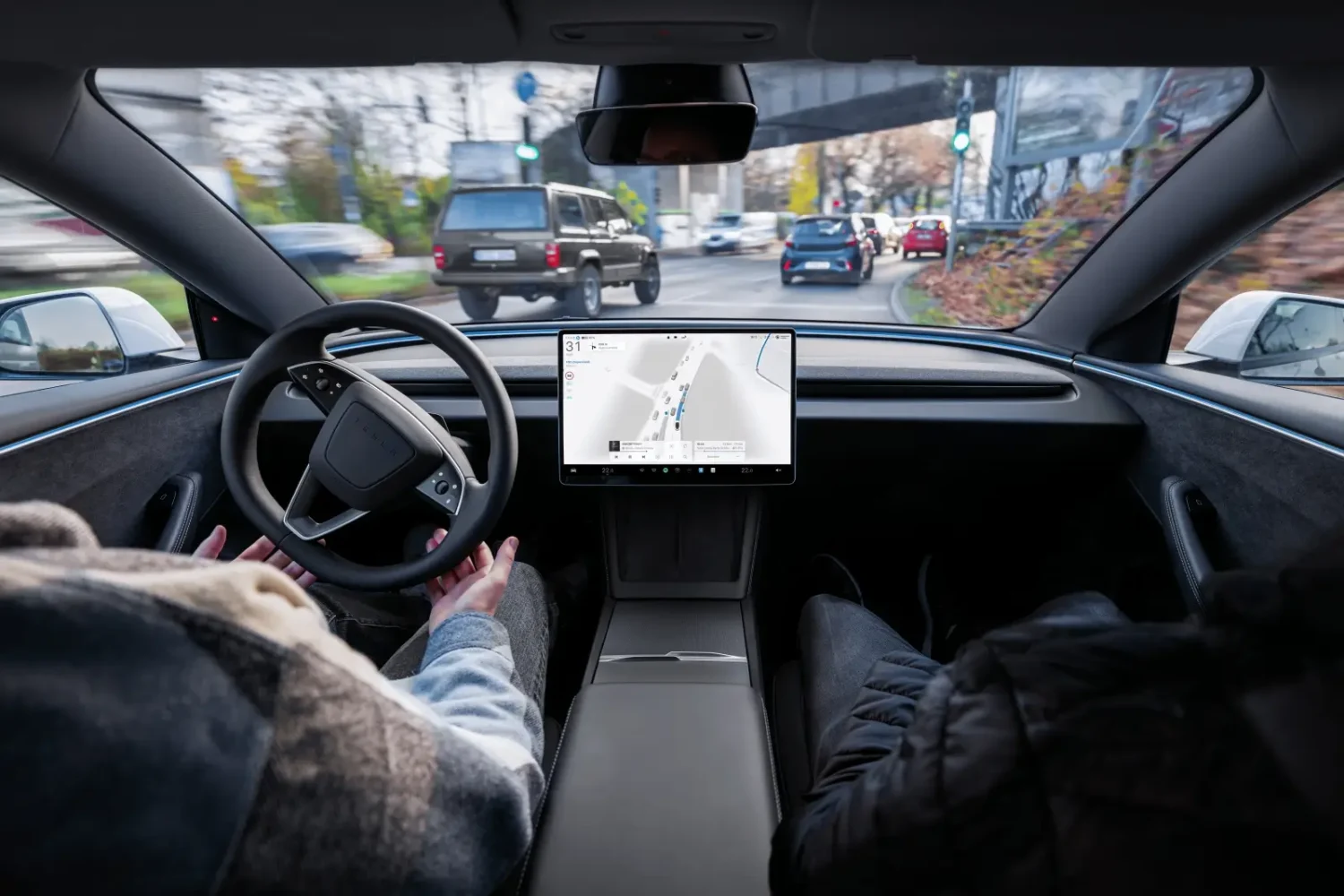 Écran de conduite assistée Tesla