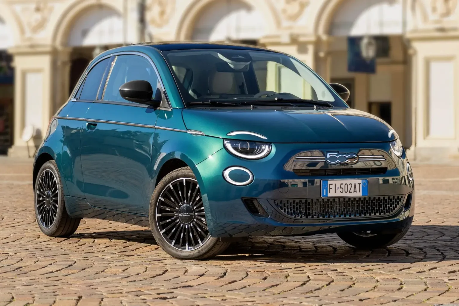 La Fiat 500 progresse de 62 % en Allemagne et conserve la tête de son segment Fiat 500 hybrid