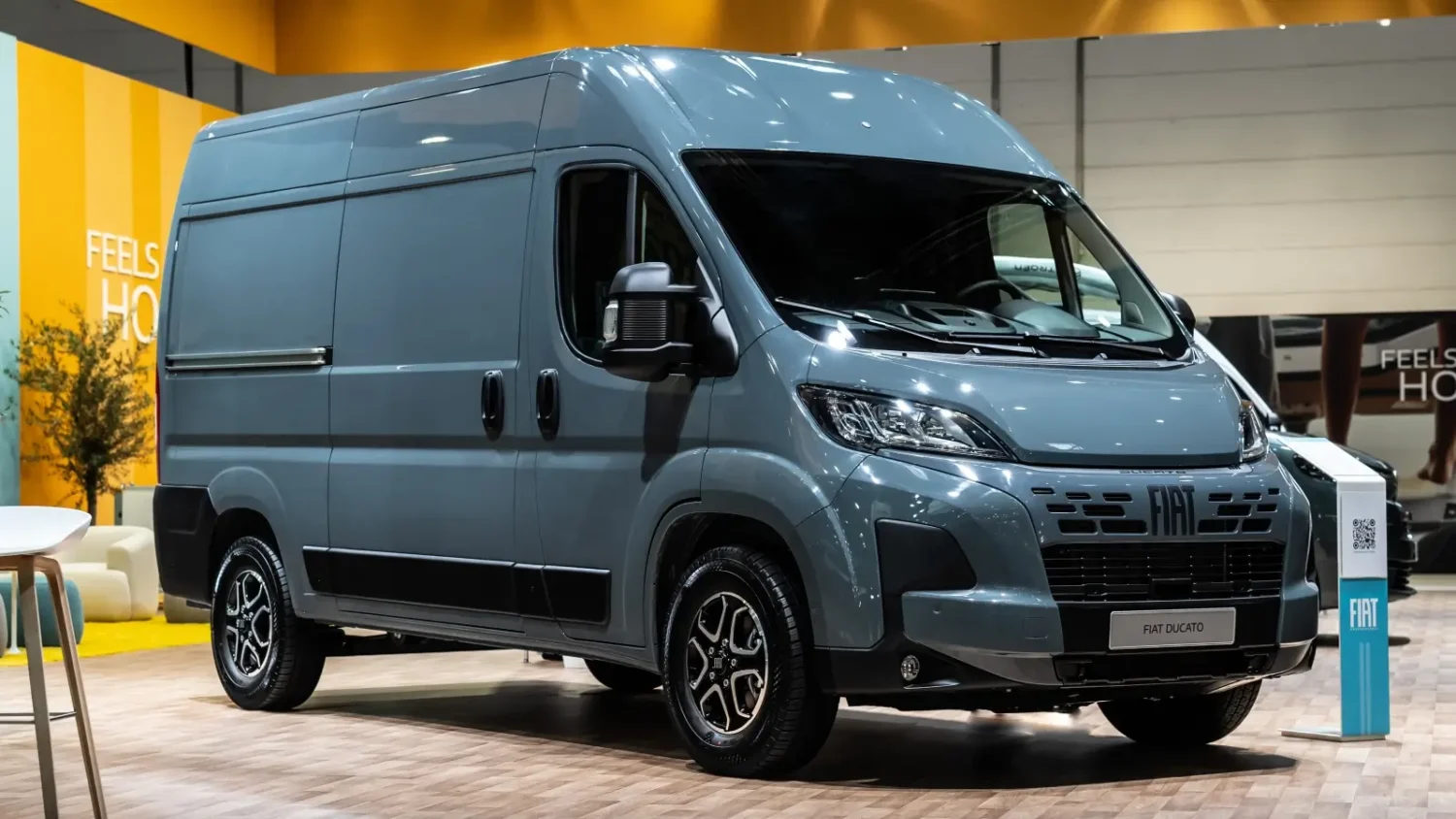 Stellantis Pro One réintroduit un diesel 160 ch réservé aux camping-cars, en pleine ouverture du Caravan Salon Fiat Ducato châssis cabine destiné à la transformation en camping-car