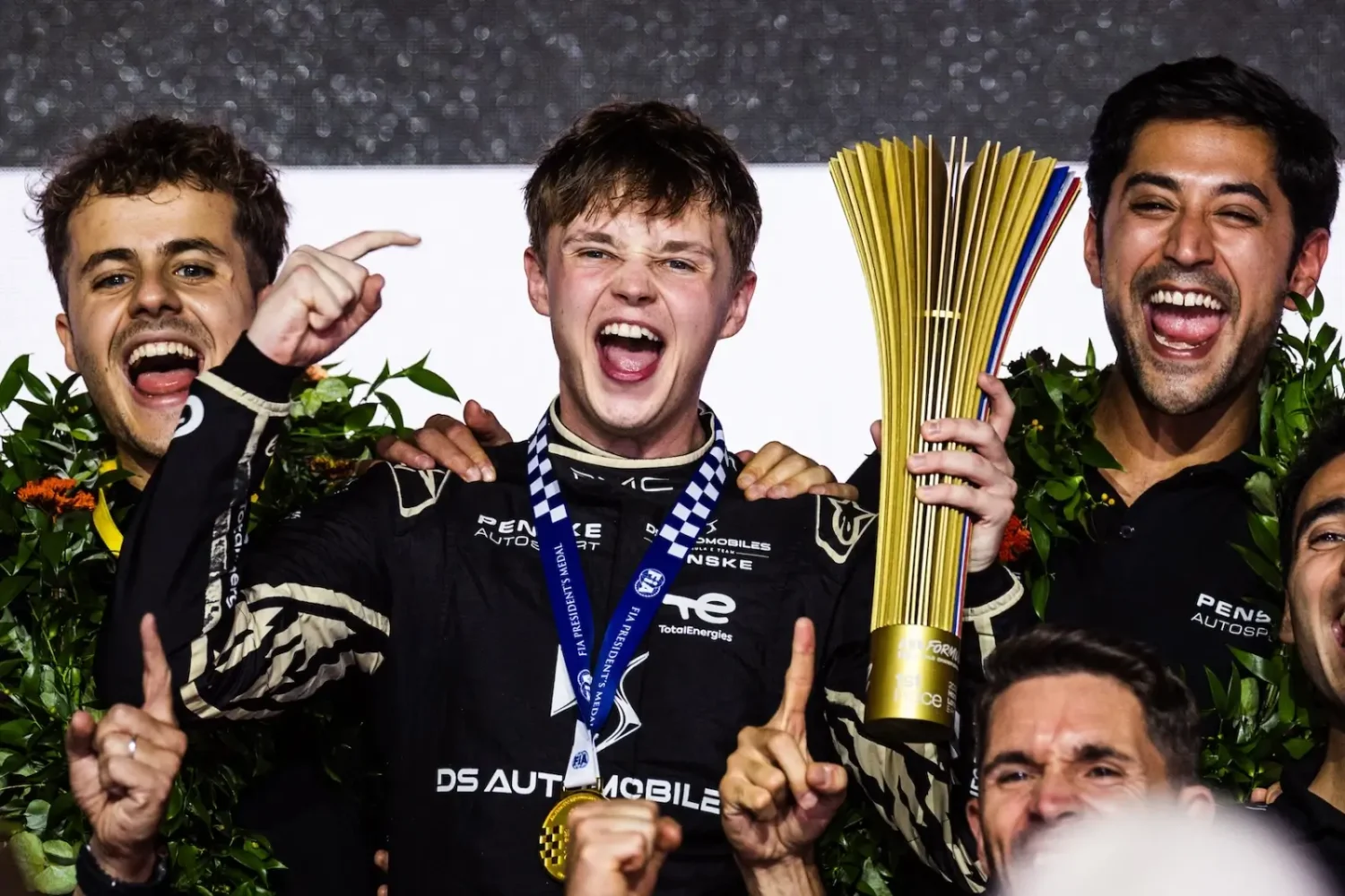 Podium de Taylor Barnard à Londres et l'équipe DS Penske