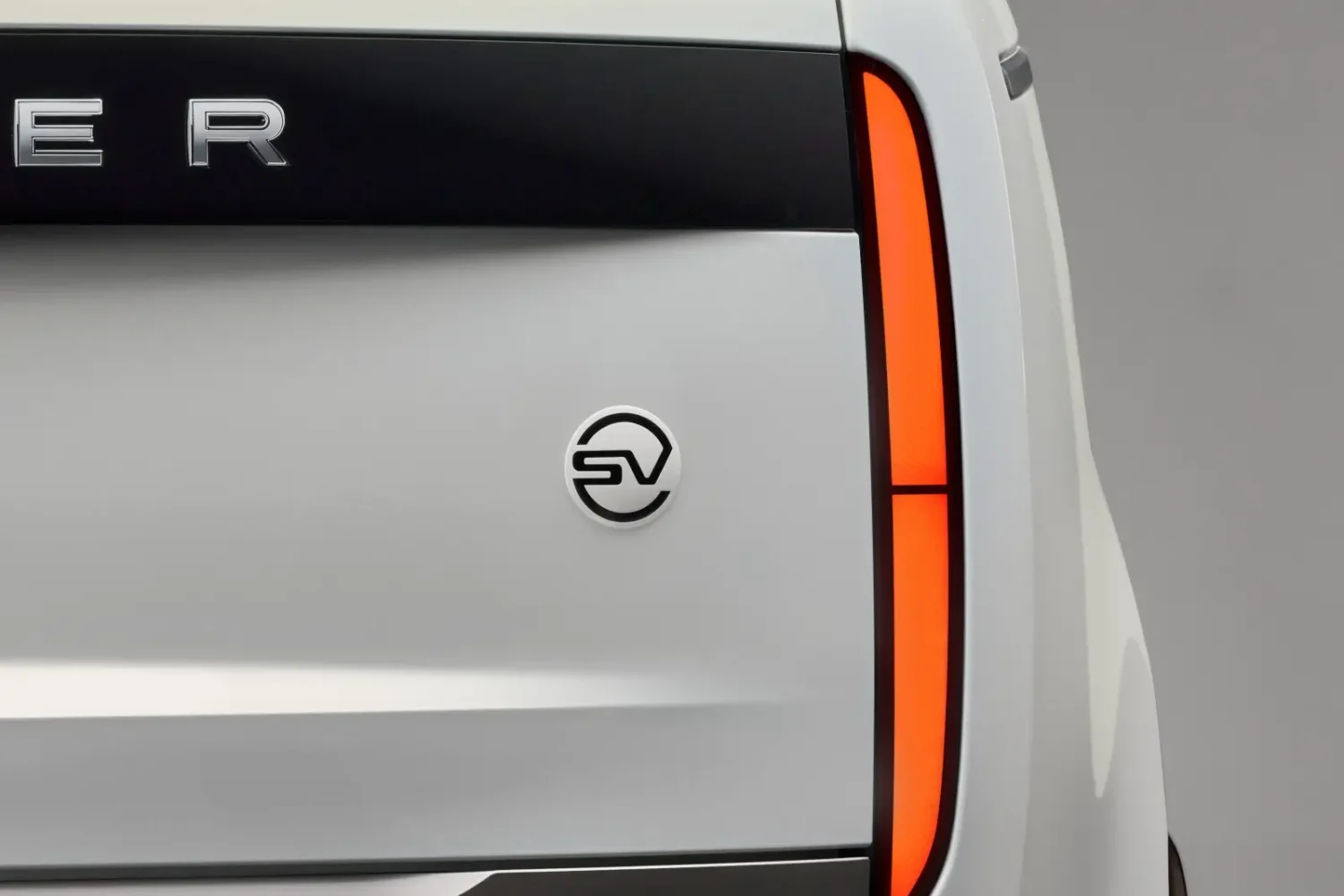 Range Rover SV
