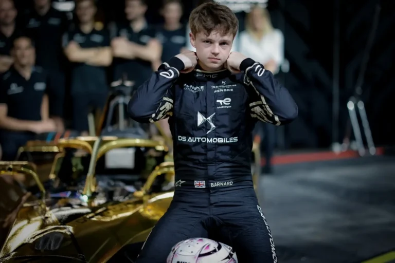 DS quitte la Formule E sur une victoire signée par le plus jeune vainqueur de l’histoire du championnat Taylor Barnard, pilote DS E-TENSE FE25