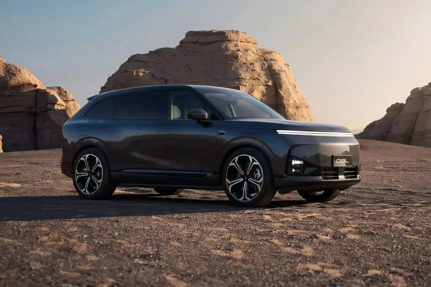 XPeng dévoile le prix de son SUV de 5,12 m et lui donne rendez-vous au Mondial de Paris en octobre XPeng G9L