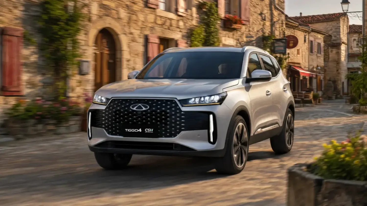Chery Tiggo 4 CSH, rival du Dacia Duster, au Mondial de Paris 2026