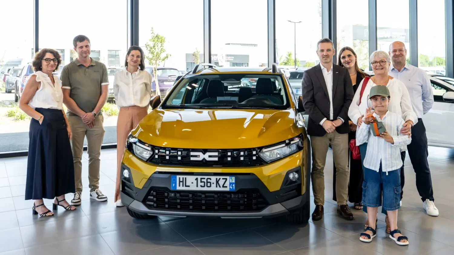 Livraison de la millionième Dacia Sandero immatriculée en France à Blois