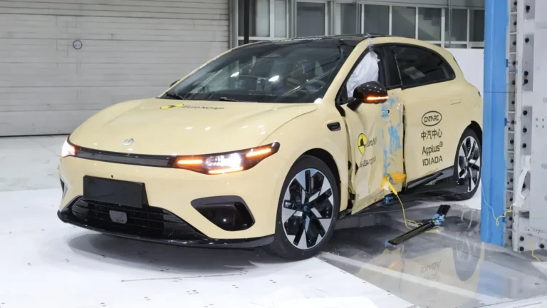 Crash-test latéral Euro NCAP de la Leapmotor B05
