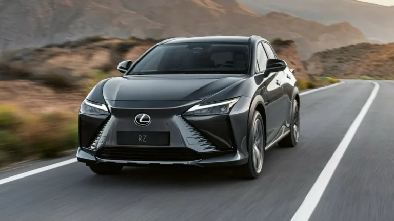 Lexus RZ 450e