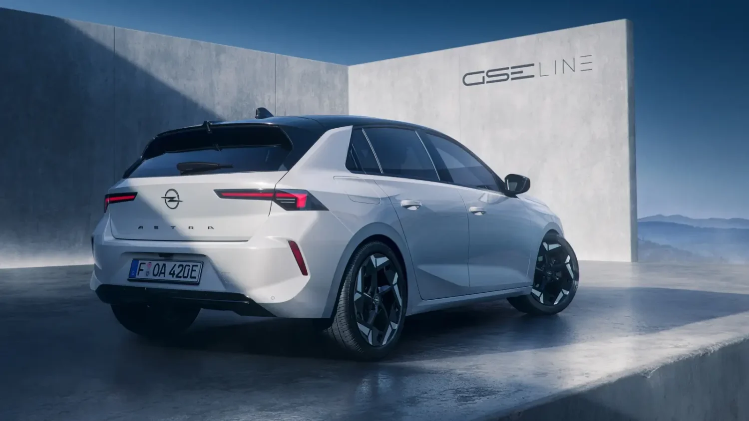 Nouvelle Opel Astra GSE Line - face arrière