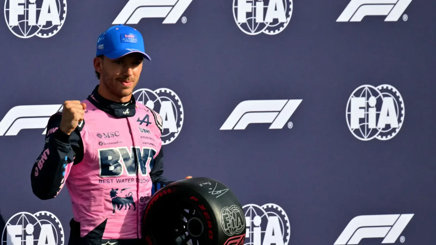 Formule 1 : 29 ans après Alesi, un Français repart en pole, et c’est encore à Monza Pierre Gasly célèbre sa pole position à Monza avec Alpine