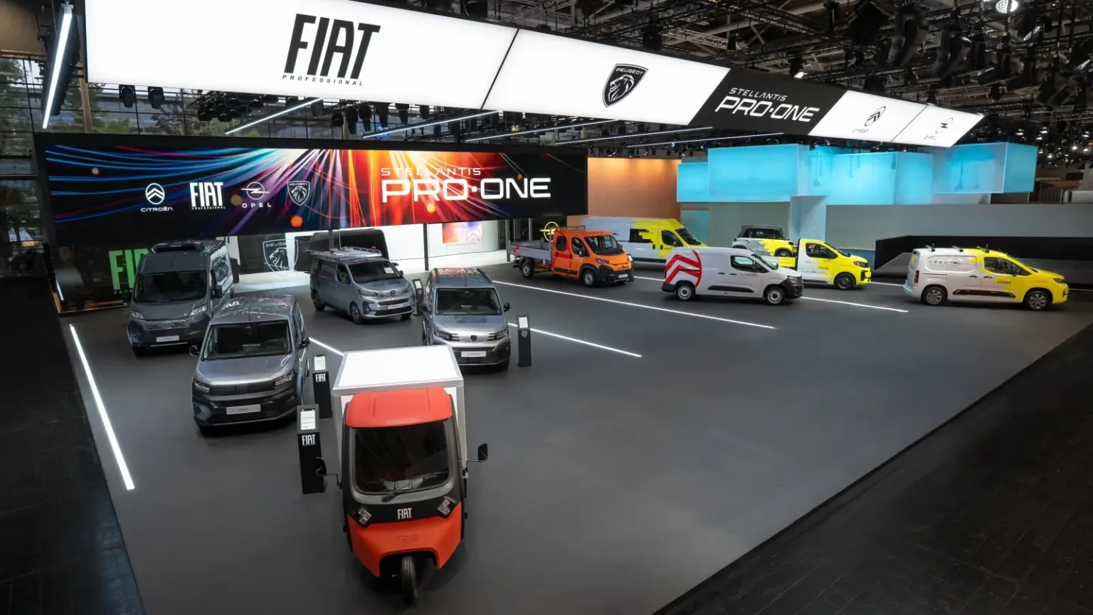 Stellantis dévoile trois premières mondiales à l’IAA 2026, du fourgon compact au véhicule autonome Stand Stellantis Pro One à l'IAA Transportation 2026
