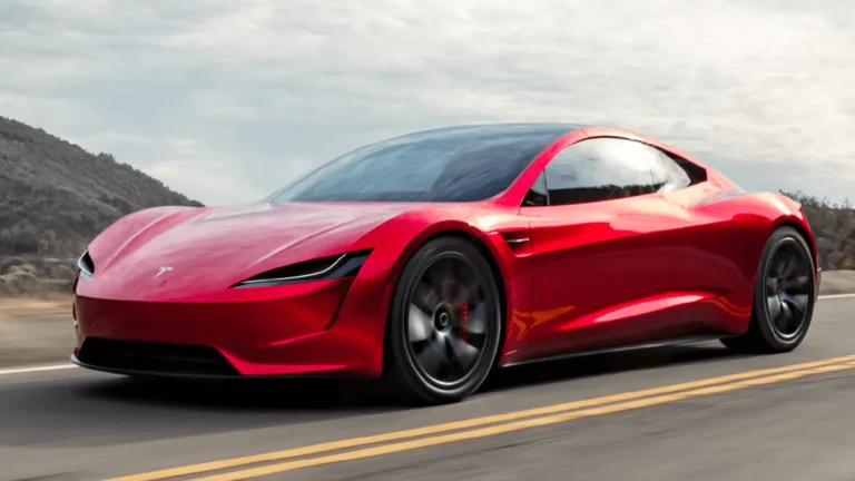 Ils ont versé jusqu’à 250 000 dollars en 2017 : neuf ans après, Tesla donne enfin une date au Roadster Nouveau Tesla Roadster annoncé pour le 1er octobre 2026